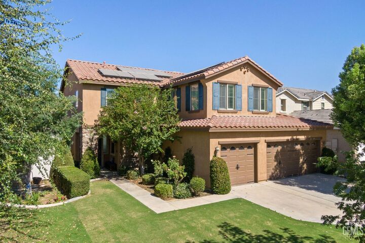 Property Photo: 12608 Fallstaff Lane CA 93312