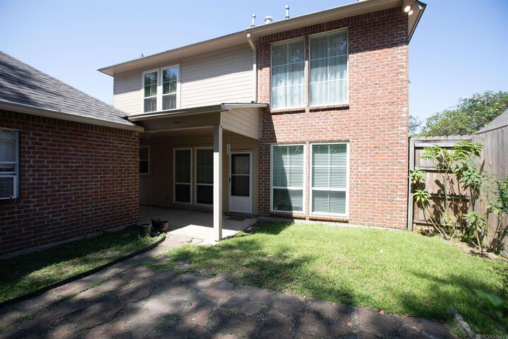Property Photo: 750 Wheatsheaf Dr LA 70810