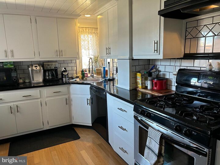 Property Photo: 1901 Fairview Street PA 19606