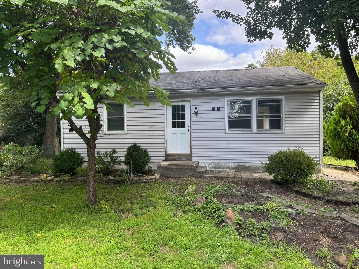 Property Photo:  88 Eldridge Street  NJ 08015 