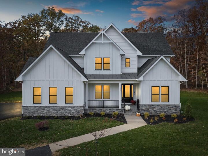 Property Photo: 16630 Dominion Reserve Court VA 20137