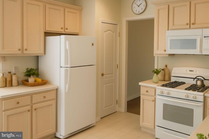 Property Photo: 12392 Grantley Court VA 22192
