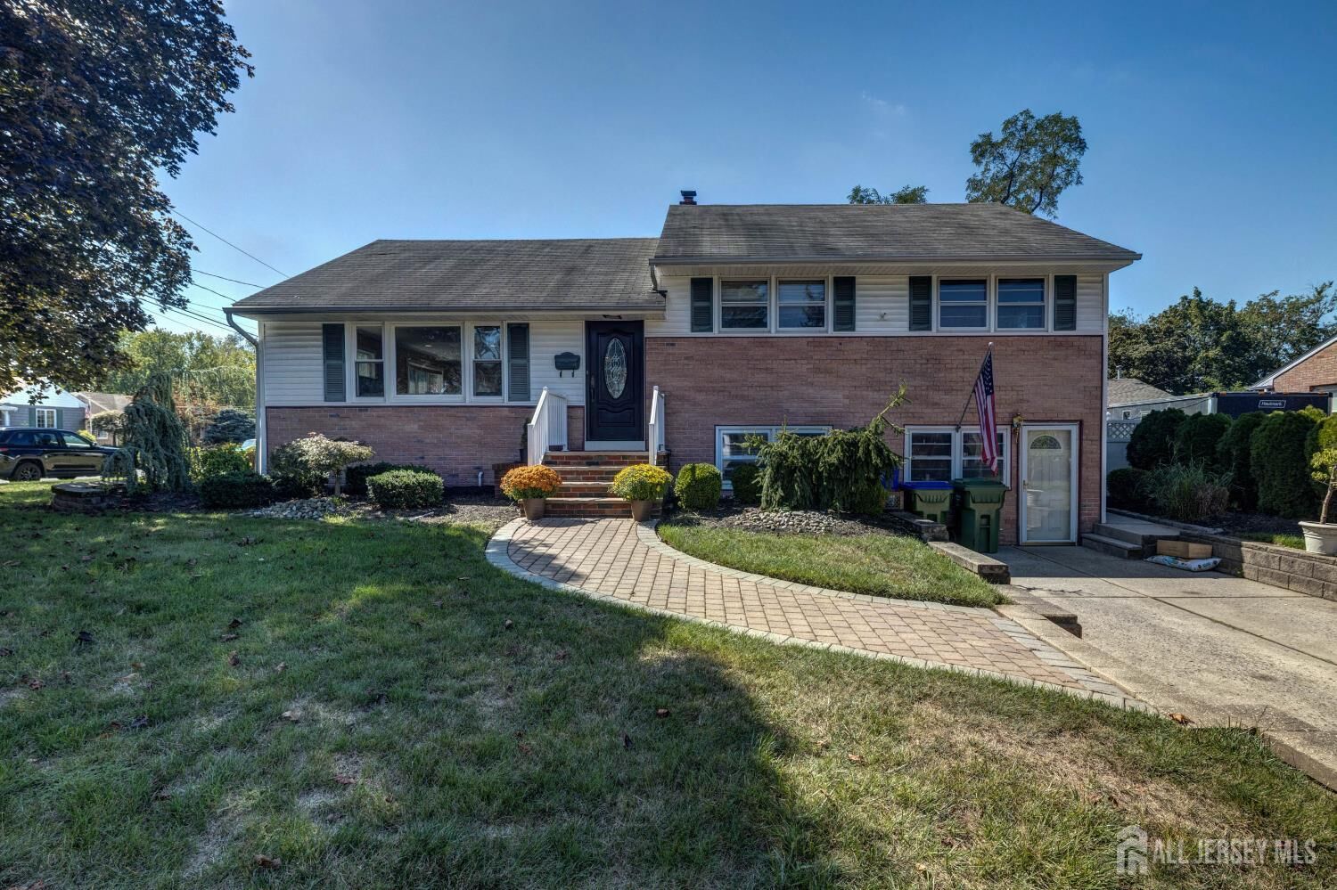 Property Photo:  58 Stony Road W  NJ 08817 