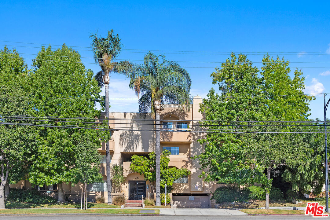 Property Photo:  333 W Alameda Ave  CA 91506 