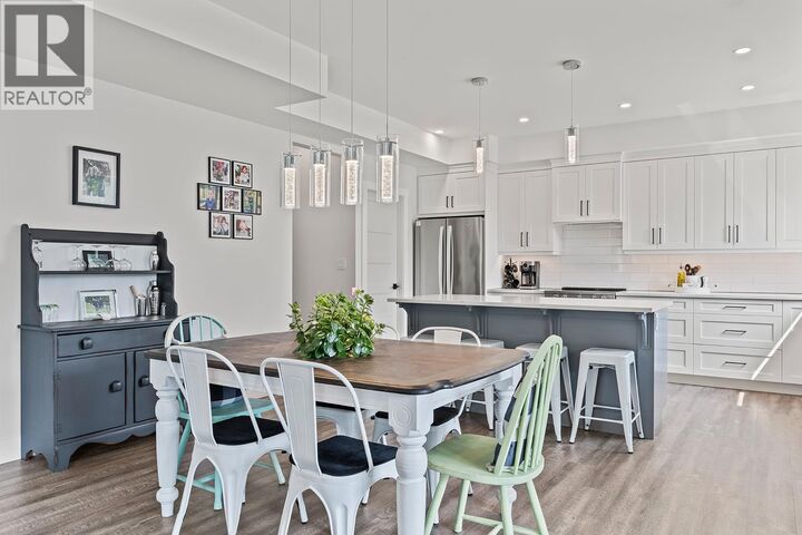 Property Photo: 1441 20 Avenue Southeast 1 BC V1E 2M9