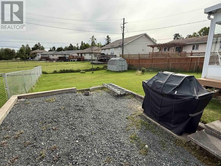 Property Photo:  77 Thunder Dr  ON P8N 3C1 