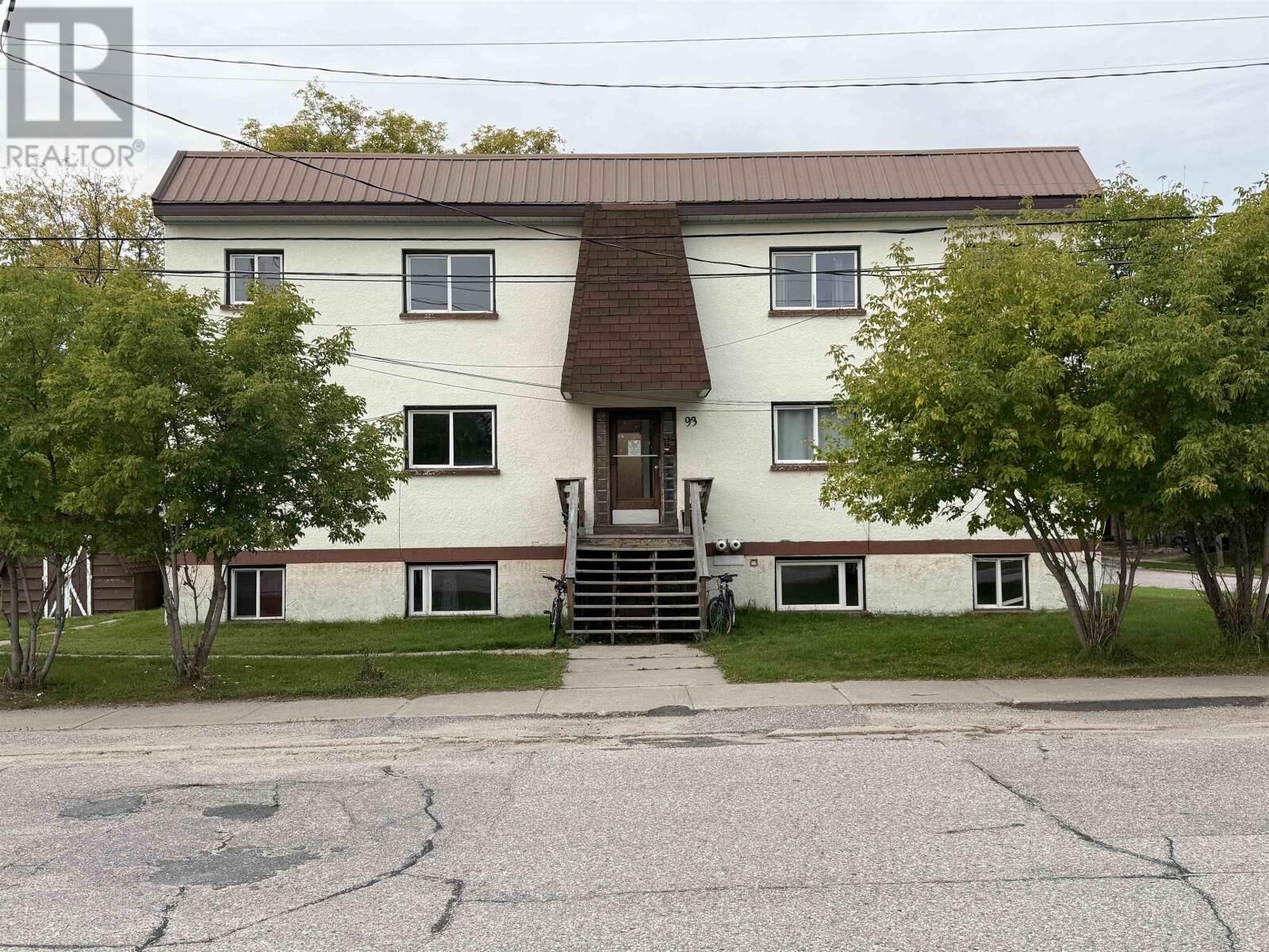 Property Photo:  93 Orvis St  ON P8N 1N6 