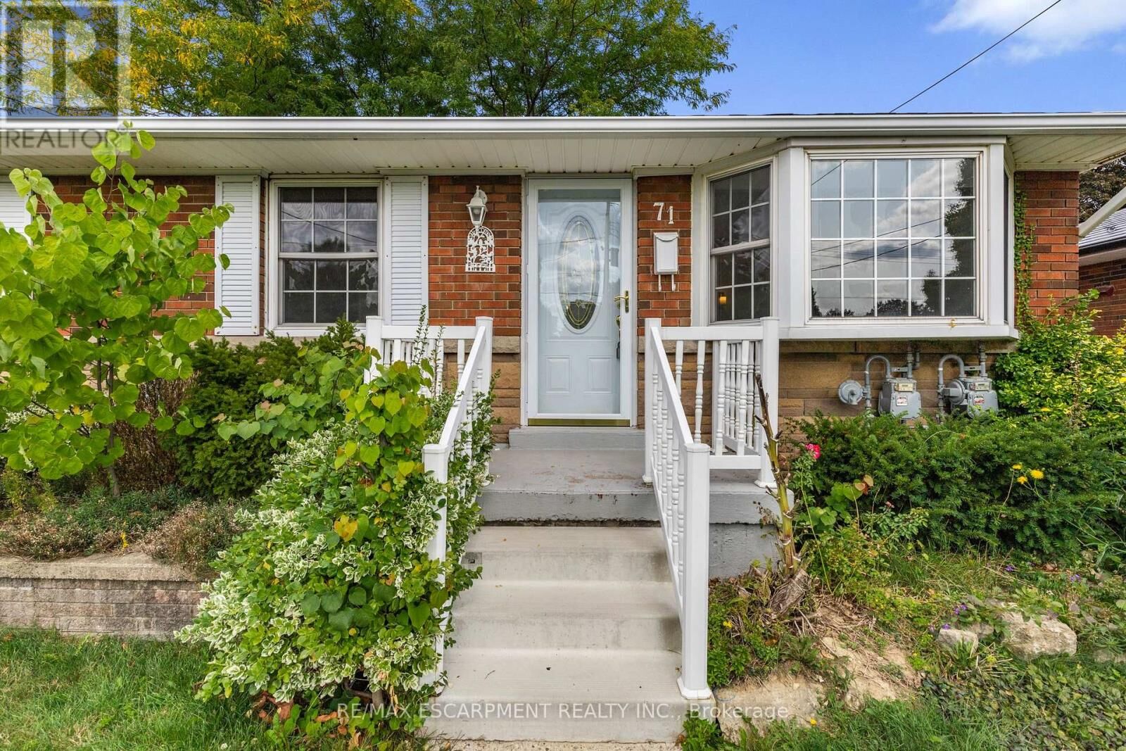 Property Photo: 71 Organ Crescent Upper ON L8T 1Y8