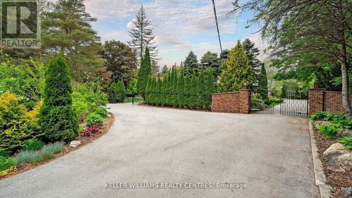 Photo de la propriété: 5024 Lloydtown-Aurora Road ON L7B 0E2