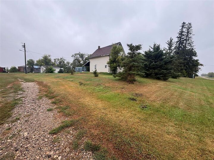 Property Photo: 227 Weir (Holmfield) Street MB R0K 1A0