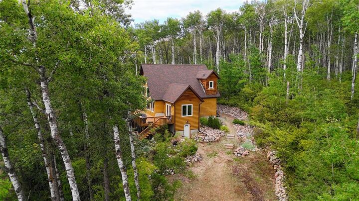 Property Photo:  438 Orion Drive  MB R0J 1N0 