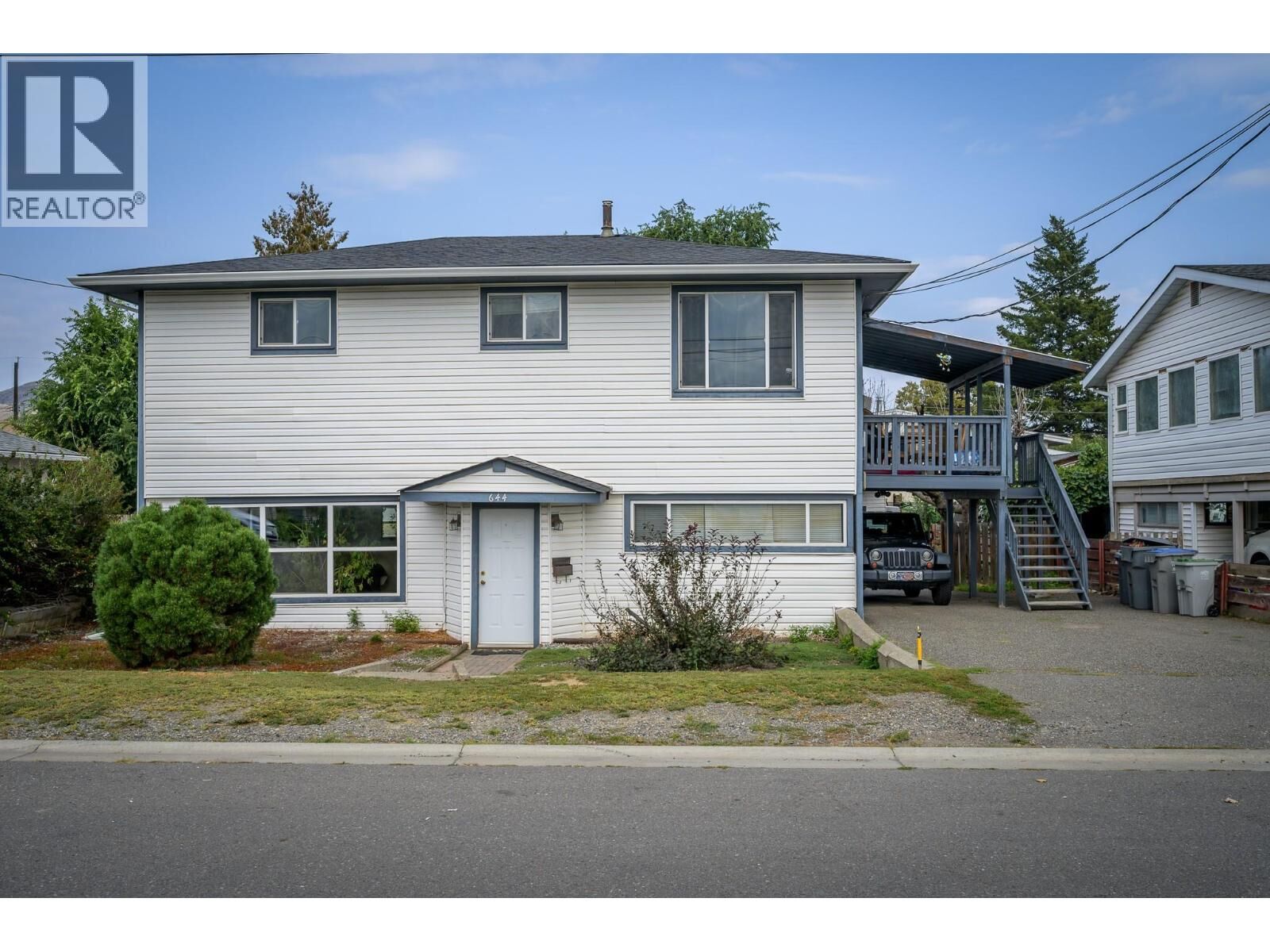 Property Photo: 644 Brentwood Avenue BC V2B 1P5