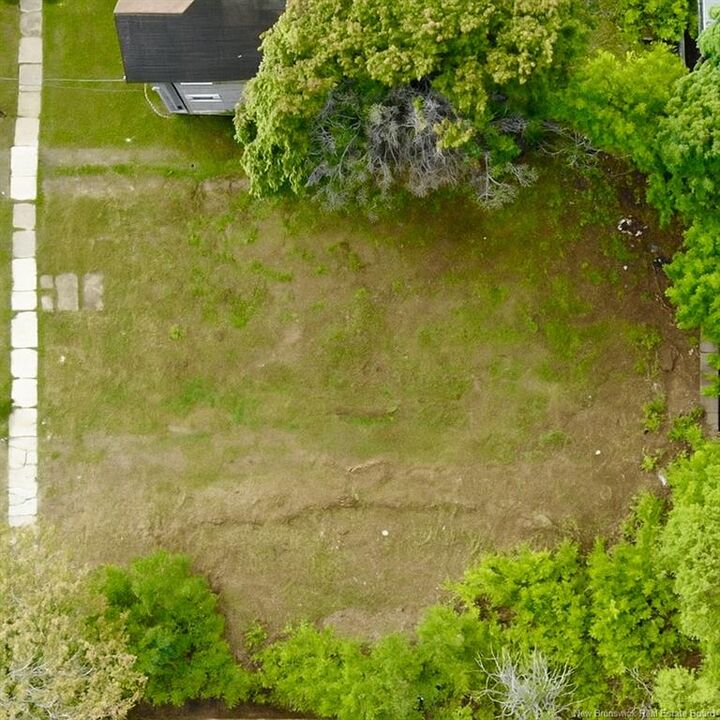 Property Photo:  180 Dominion Street  NB E1C 6H1 