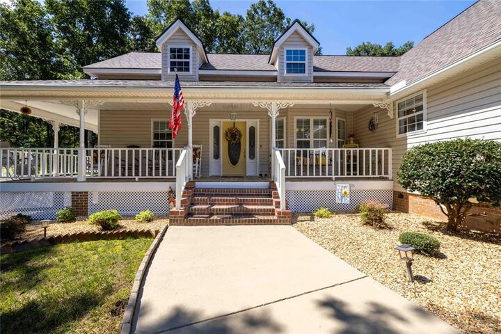 Property Photo:  2851 Woodbriar Drive  GA 30506 