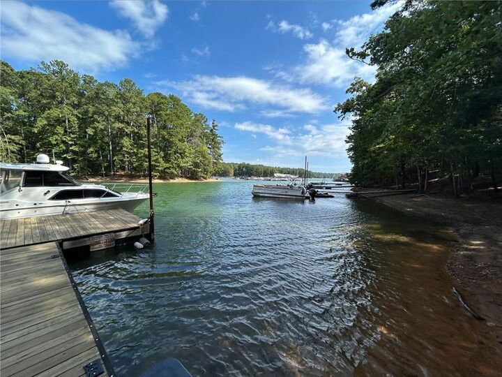 Property Photo:  3706 Tradewinds Drive  GA 30041 