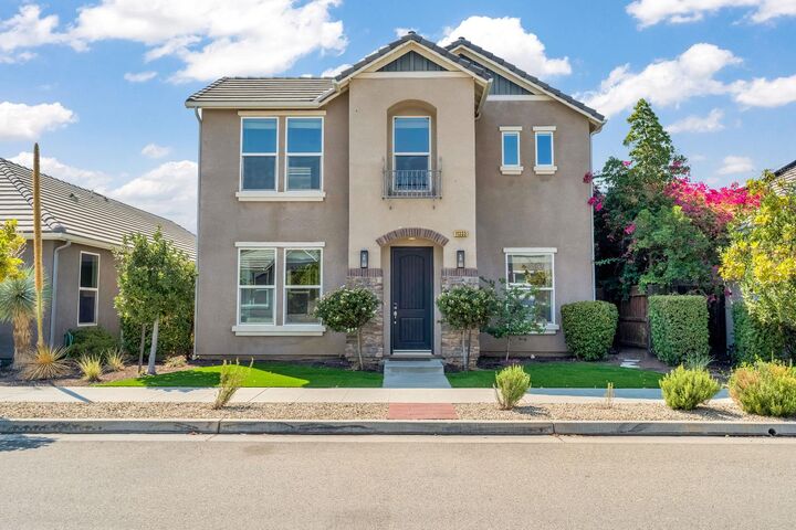 Property Photo:  11333 N Garden Sage Avenue  CA 93730