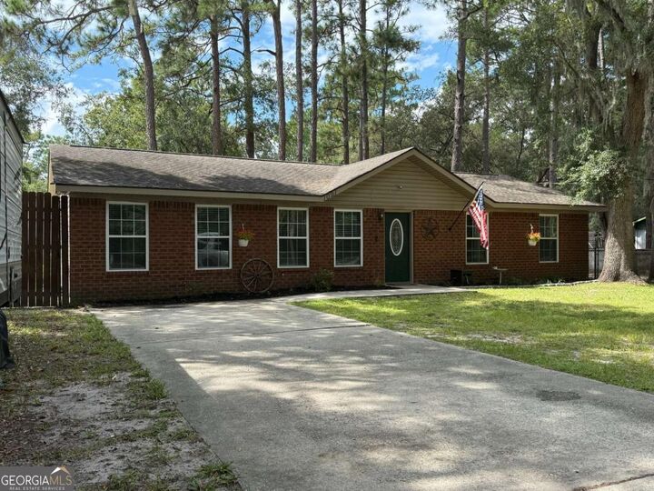 Property Photo:  1091 Kelly Drive  GA 31313 