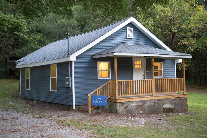 Property Photo:  608 Bradley Avenue  GA 30728 