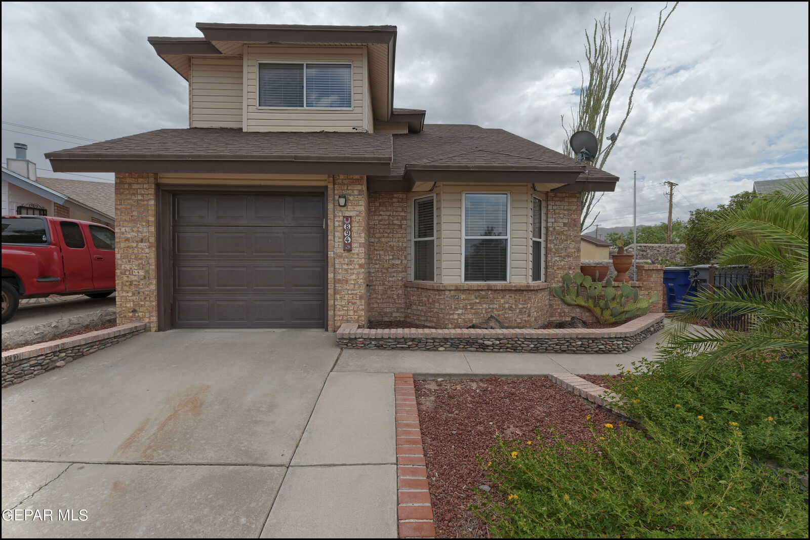 Property Photo:  894 Melville Lane  TX 79912 