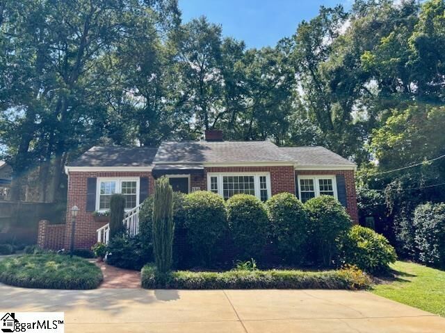 Property Photo: 136 Augusta Court SC 29605