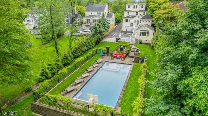 Property Photo:  215 Kent Place Blvd  NJ 07901 