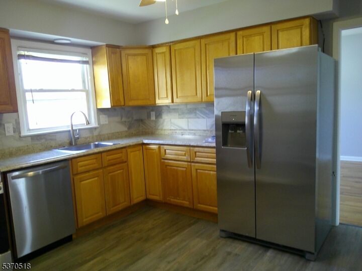 Property Photo: 1025 Kingswood Rd 2 NJ 07083