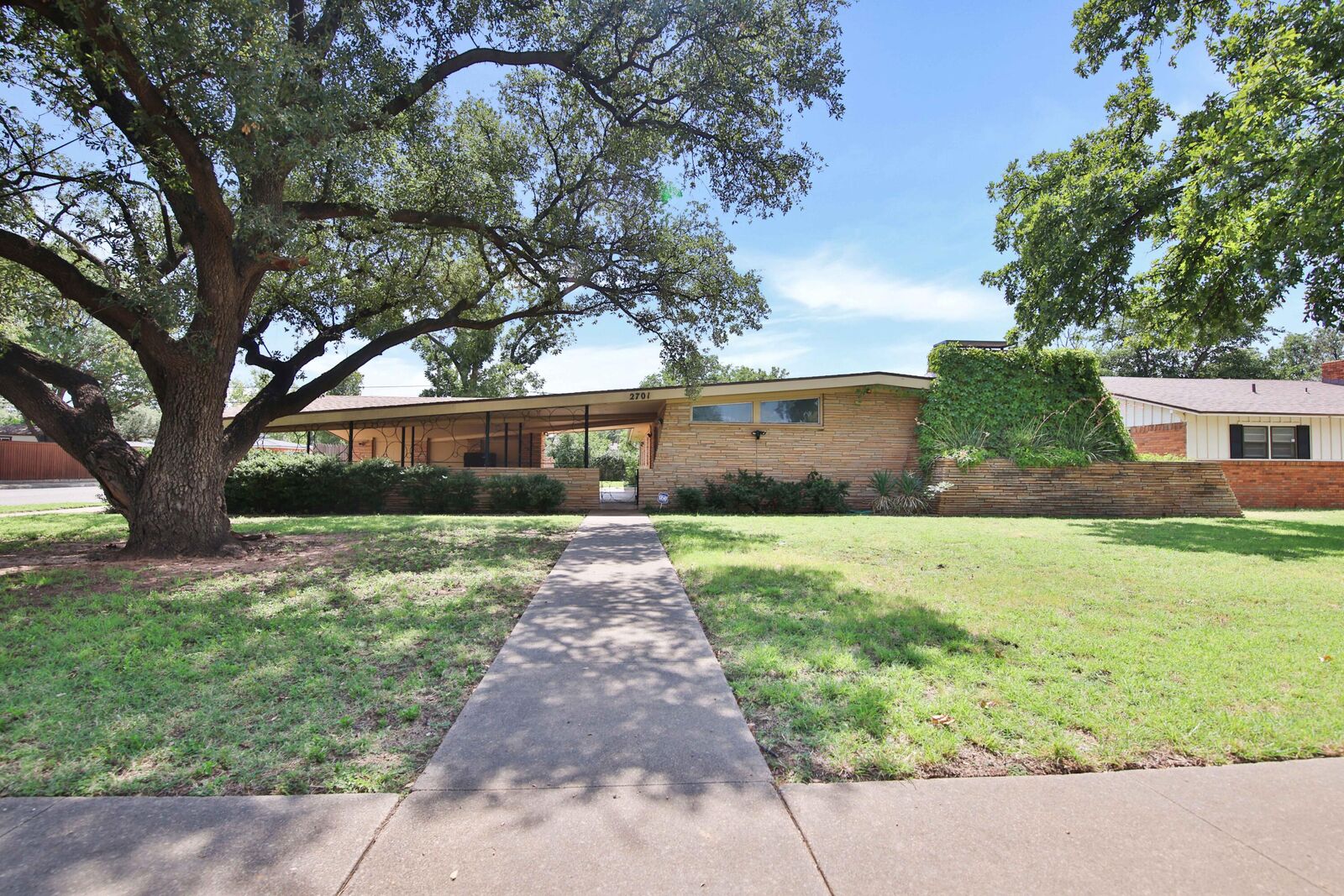 Property Photo: 2701 57th Street TX 79413