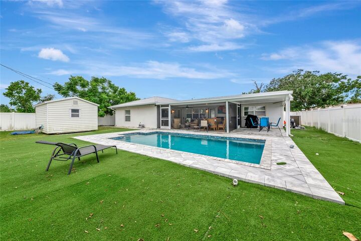 Property Photo:  509 Ridgewood Street NW  FL 33952 