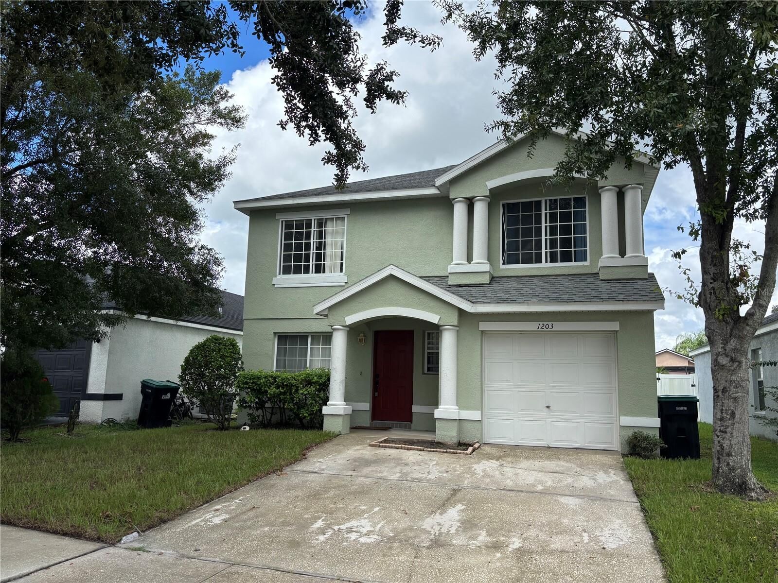 Property Photo: 1203 Carey Glen Circle FL 32824