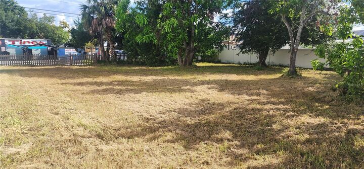 Property Photo:  2606 W Columbus Drive  FL 33607 