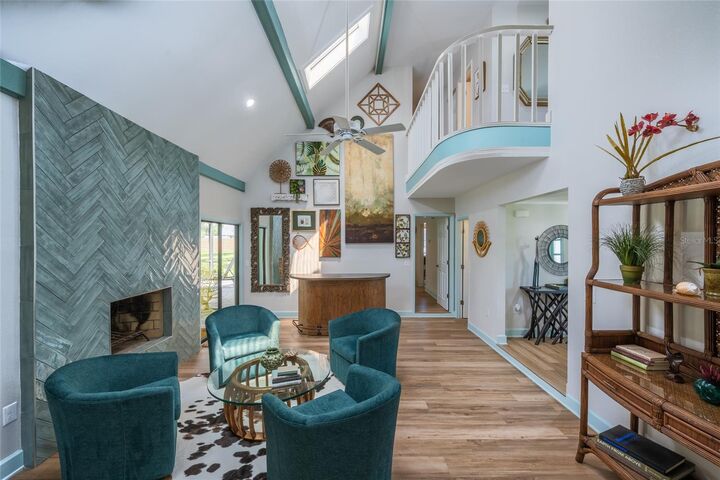 Property Photo:  5005 Canterbury Drive  FL 34243 