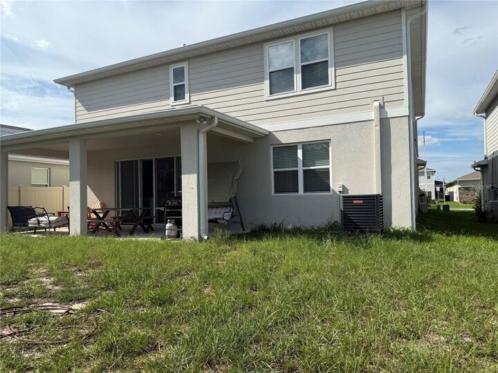 Property Photo: 1092 Sugarwood St FL 33837