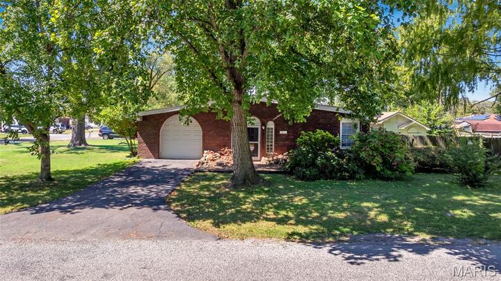 1824 Patricia Street  Granite City IL 62040 photo
