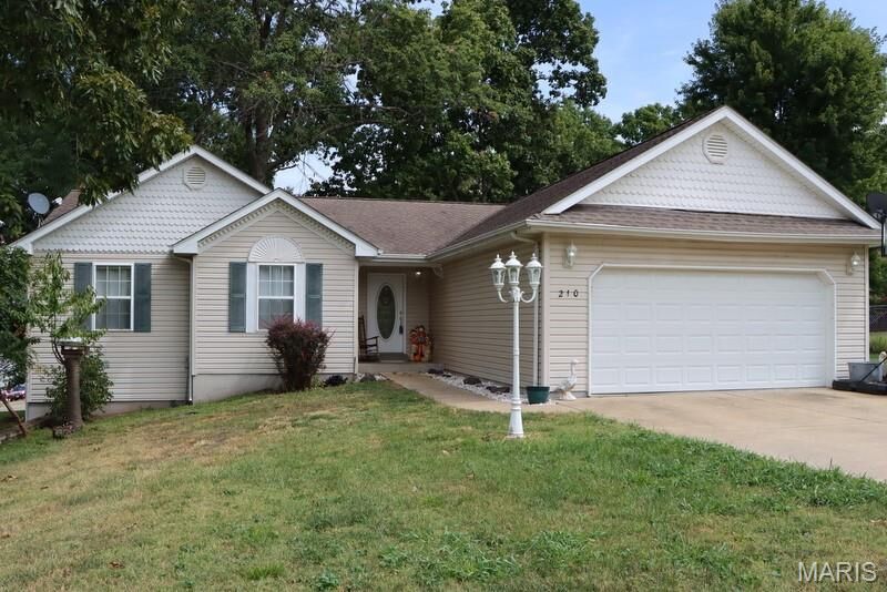 Property Photo: 210 N Norwine Street MO 63628