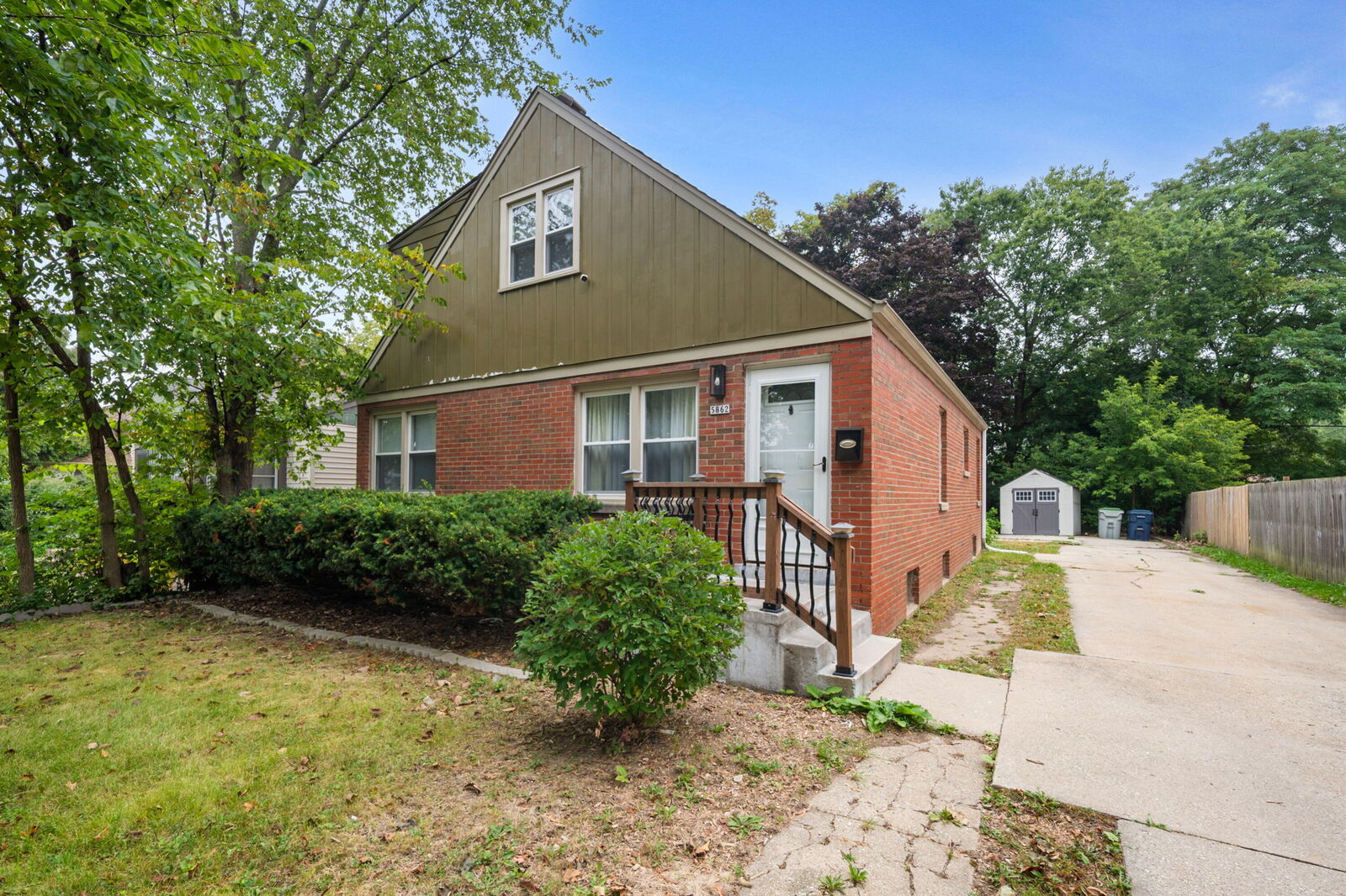 Property Photo: 5862 N 37th St WI 53209