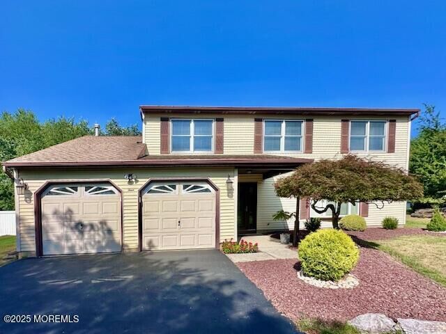 Property Photo:  4 Monterey Lane  NJ 07726 
