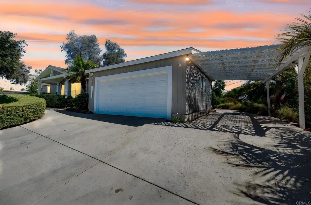Property Photo: 224 Astro Court CA 92083