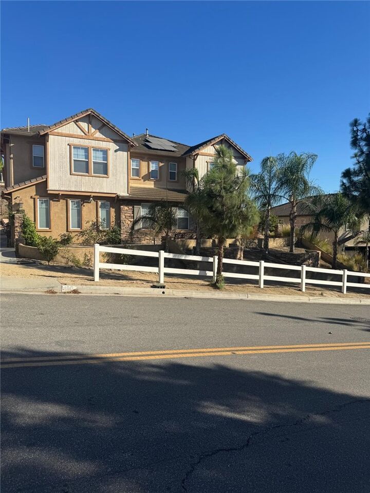 Property Photo:  190 Cross Rail Lane  CA 92860 