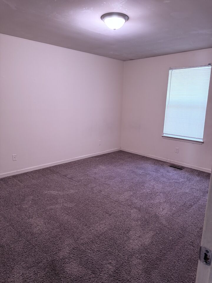 Property Photo:  2033 Old Greenbrier Pike  TN 37073 