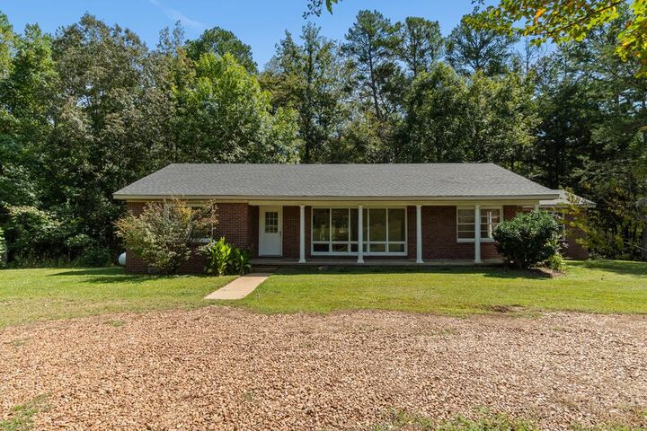 139 Cr 427  Oxford MS 38655 photo