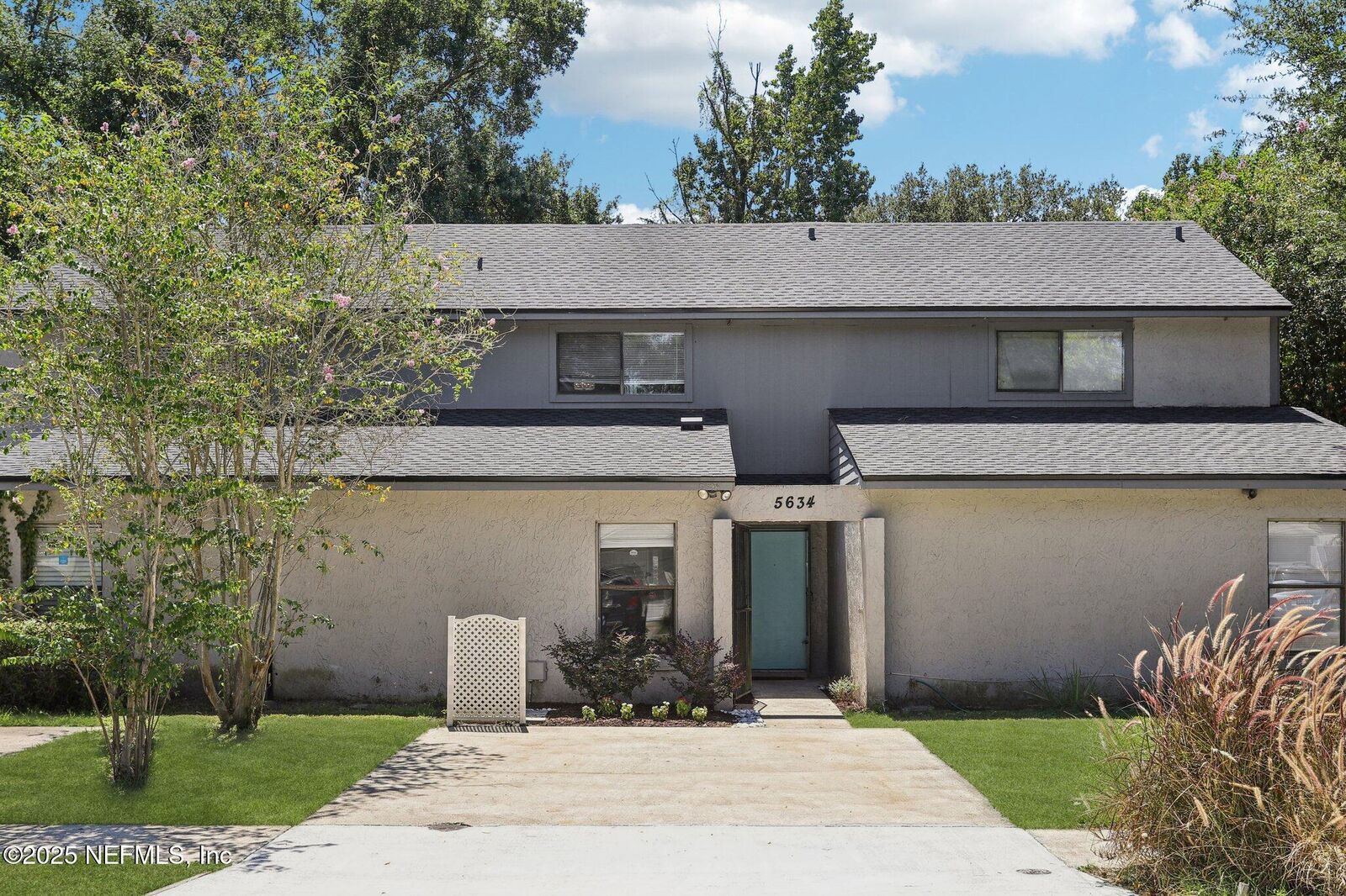 Property Photo:  5634 Greatpine Lane N  FL 32244 