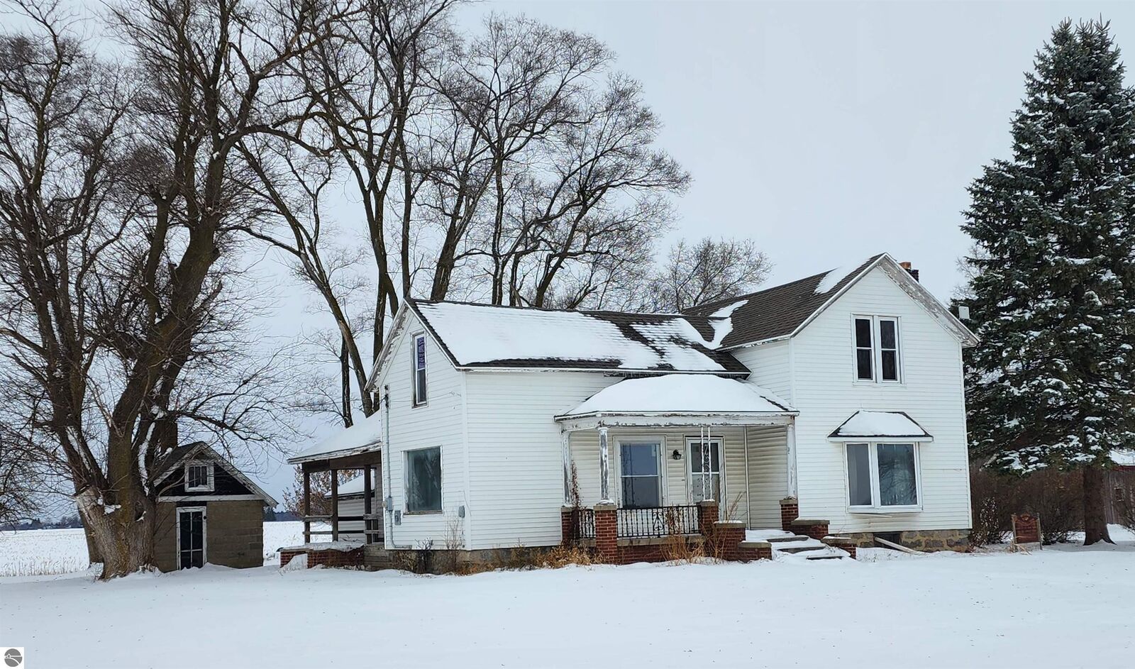 Property Photo: 4893 N Winans Road MI 48801