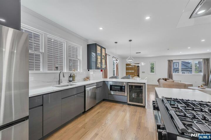 Property Photo:  416 Kingsland Avenue  NJ 07071 