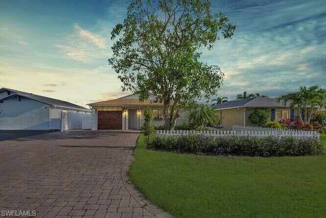 Property Photo:  637 103rd Ave N  FL 34108 