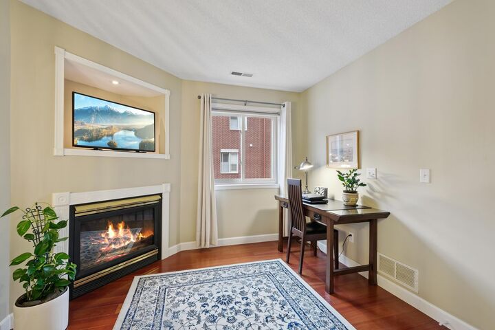 Property Photo: 2009 Grand Avenue MN 55105