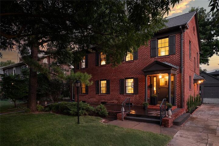 Property Photo:  616 NE 15th Street  OK 73104 