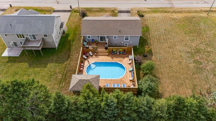 Photo de la propriété:  53 Starling Crescent  PE C1B 0L9