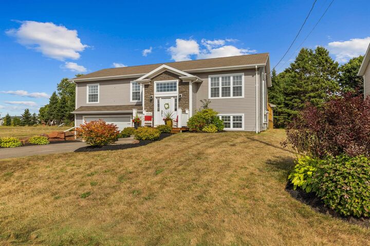 Property Photo: 53 Starling Crescent PE C1B 0L9