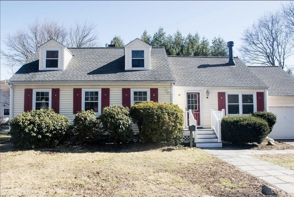 Property Photo:  71 Elinor Rd  MA 02461 