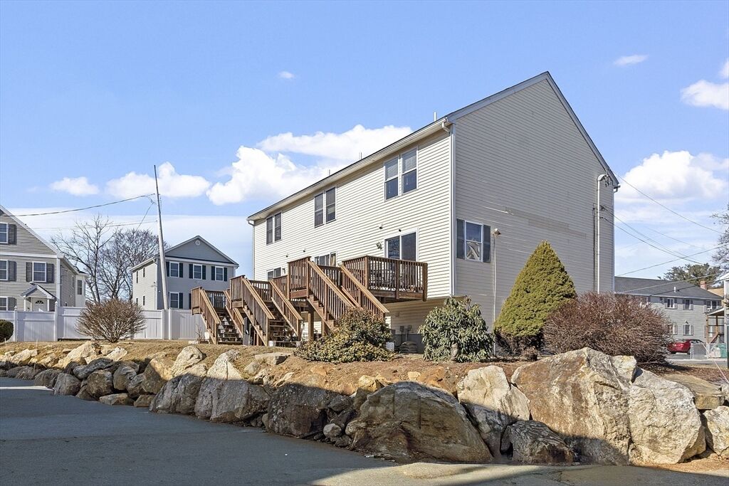 Property Photo:  60 Liberty St 3  MA 01851 
